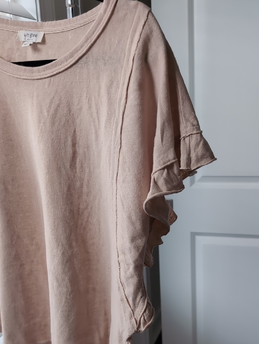 Umgee Ruffled Beige Top Small - Picture 3 of 8